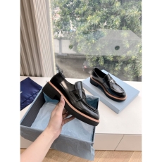 Prada Low Shoes